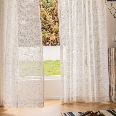 Soggiorno vintage velato in pizzo