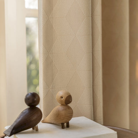 Elegante tenda jacquard geometrica