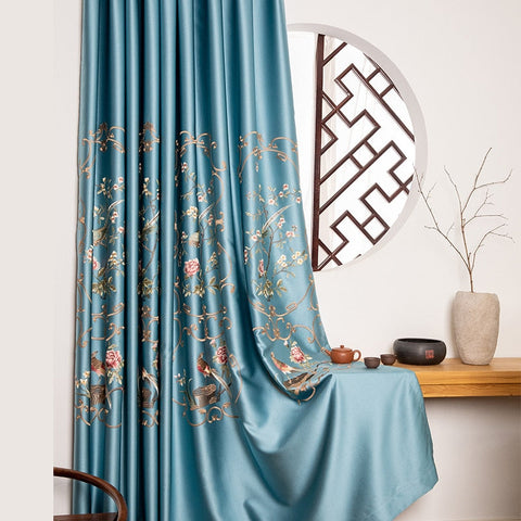 Tenda con motivi floreali