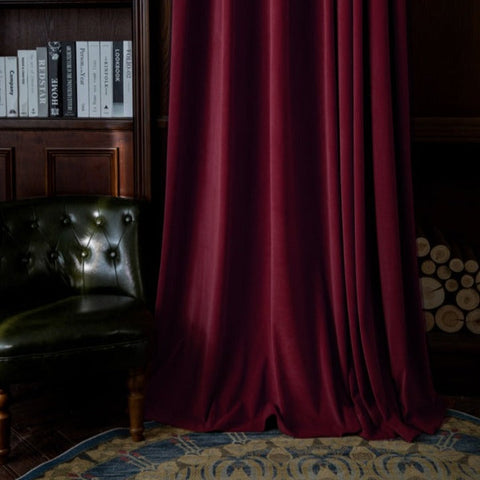 Tenda di velluto rosso