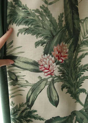 Tende tropicali di eleganza floreale