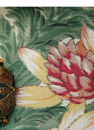 Tende tropicali di eleganza floreale