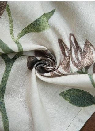 Tende tropicali di eleganza floreale