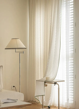 Tenda in velluto a coste beige con motivi geometrici