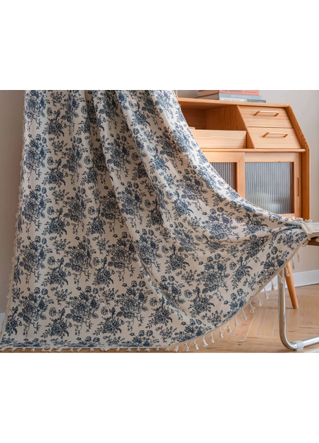 Tenda moderna bianca e blu