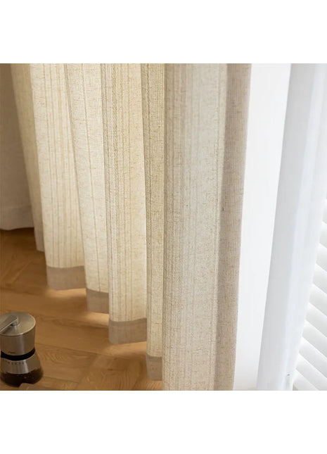 Tenda in stile giapponese beige chiaro
