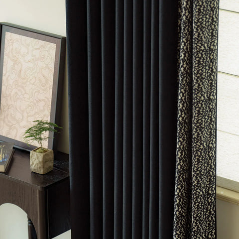 Tenda oscurante strutturata in erica nera beige