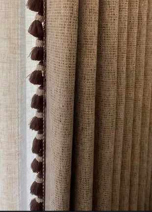 Tende oscuranti effetto craquelé beige chiaro con pompon