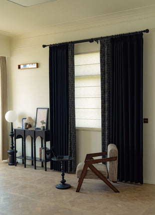 Tenda oscurante strutturata in erica nera beige