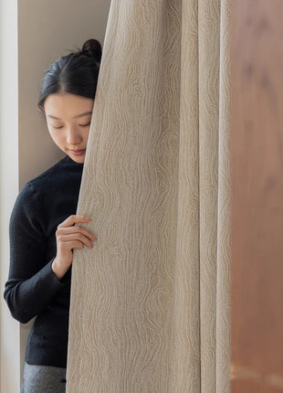 Moderna tenda oscurante strutturata con effetto ondulato