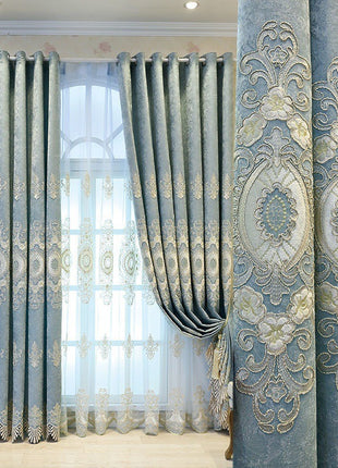 Tenda ricamata blu reale