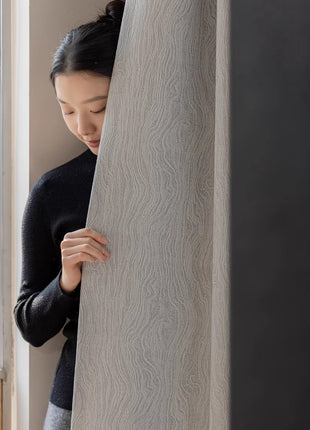 Moderna tenda oscurante strutturata con effetto ondulato