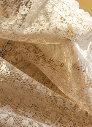 Soggiorno bianco vintage trasparente ricamato di lusso