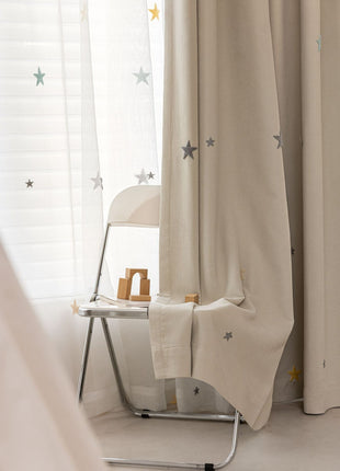 Tenda Bianca per la Cameretta dei Bambini con Motivi a Stelle