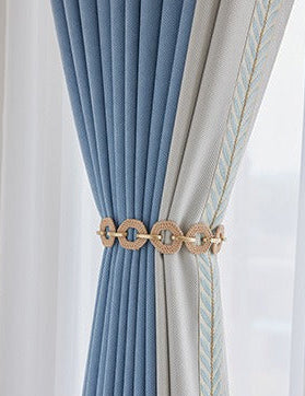 Tenda blu e bianca