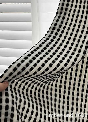 Design della tenda in bianco e nero